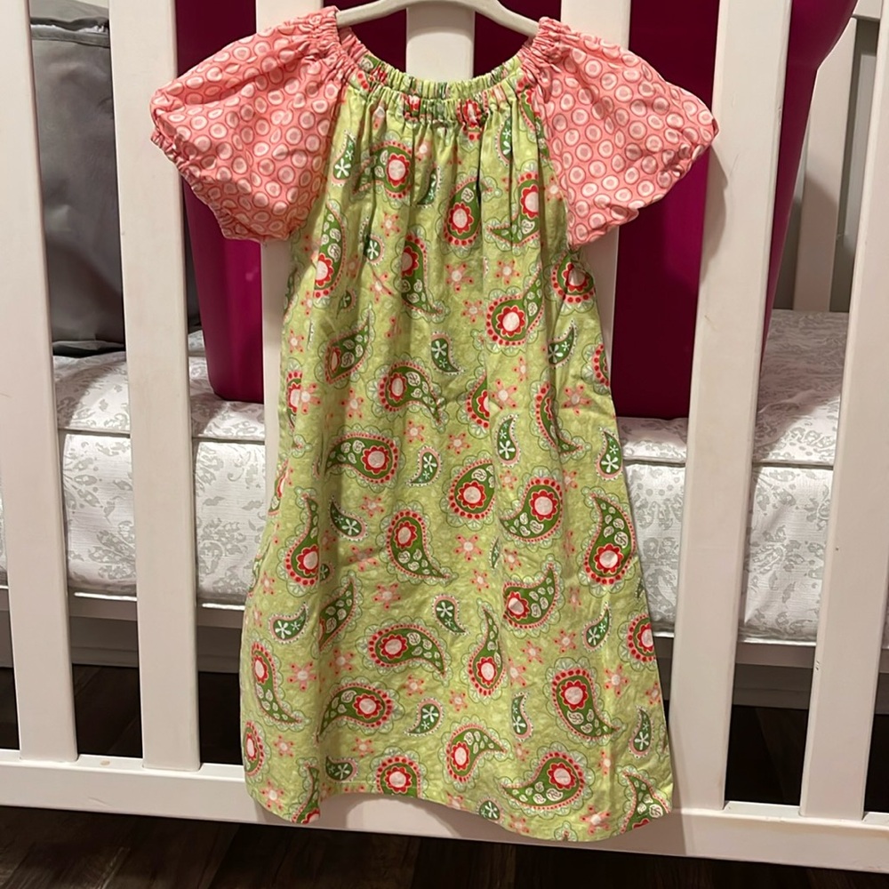 Smockadot girls boutique size 4 colorful dress
